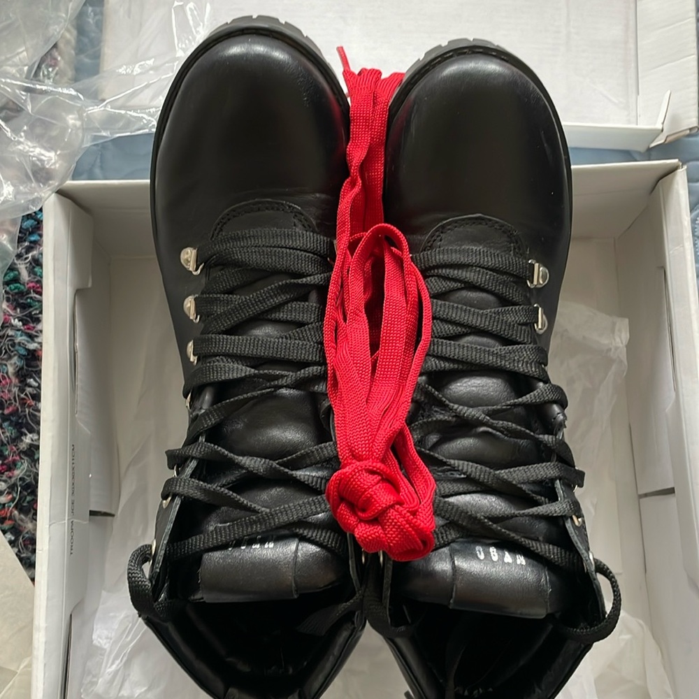 Steve Madden Black Lace Up Boots